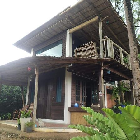 Готель Relax House Lanta Old Town Ко-Ланта Екстер'єр фото
