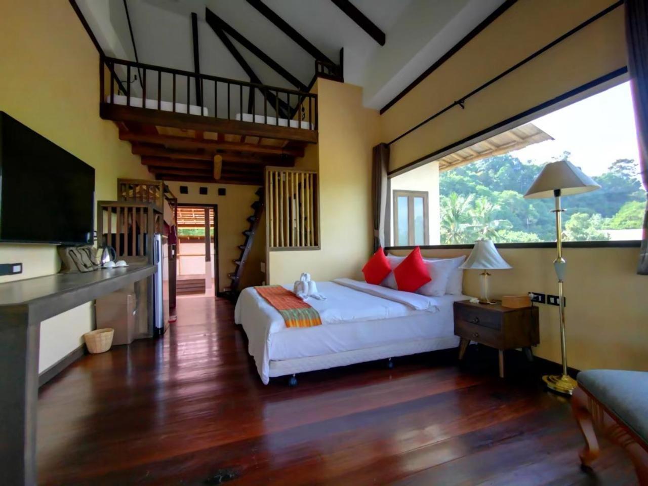 Готель Relax House Lanta Old Town Ко-Ланта Екстер'єр фото