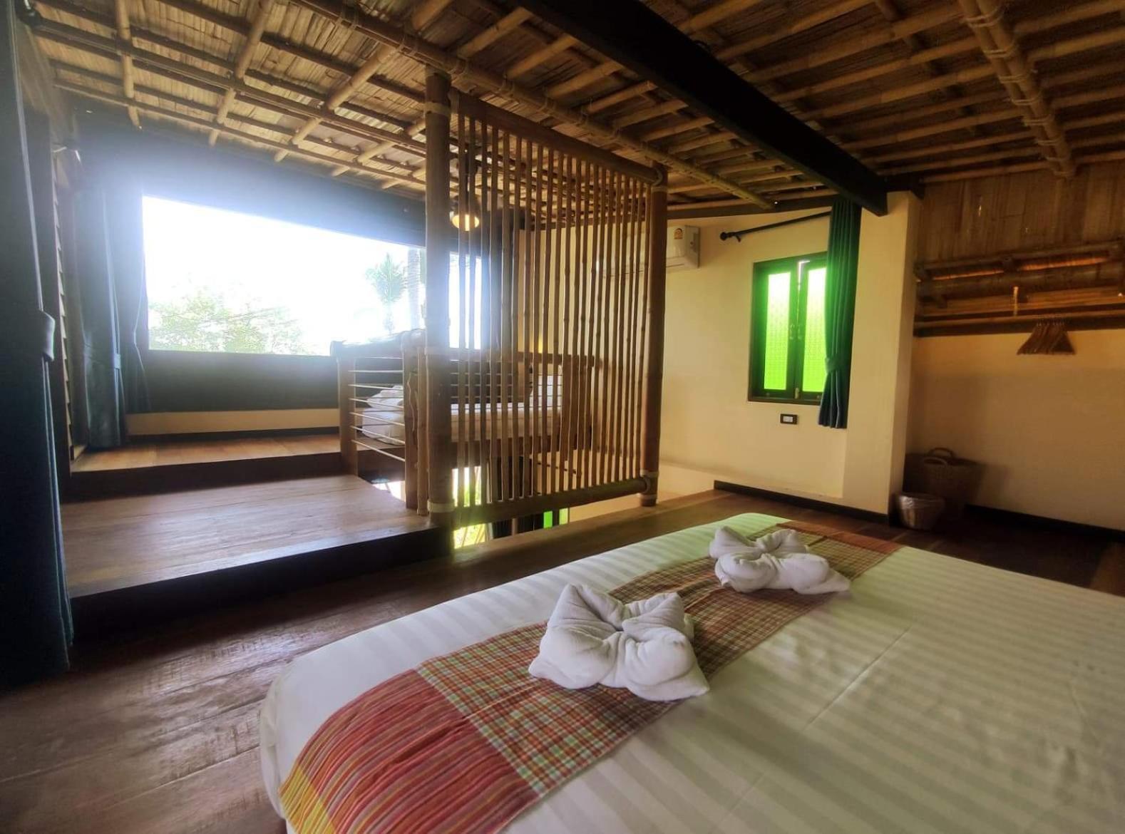 Готель Relax House Lanta Old Town Ко-Ланта Екстер'єр фото