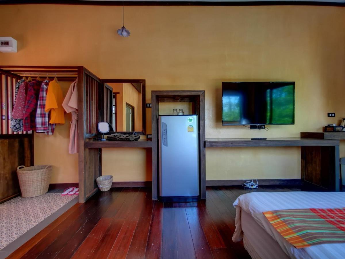 Готель Relax House Lanta Old Town Ко-Ланта Екстер'єр фото