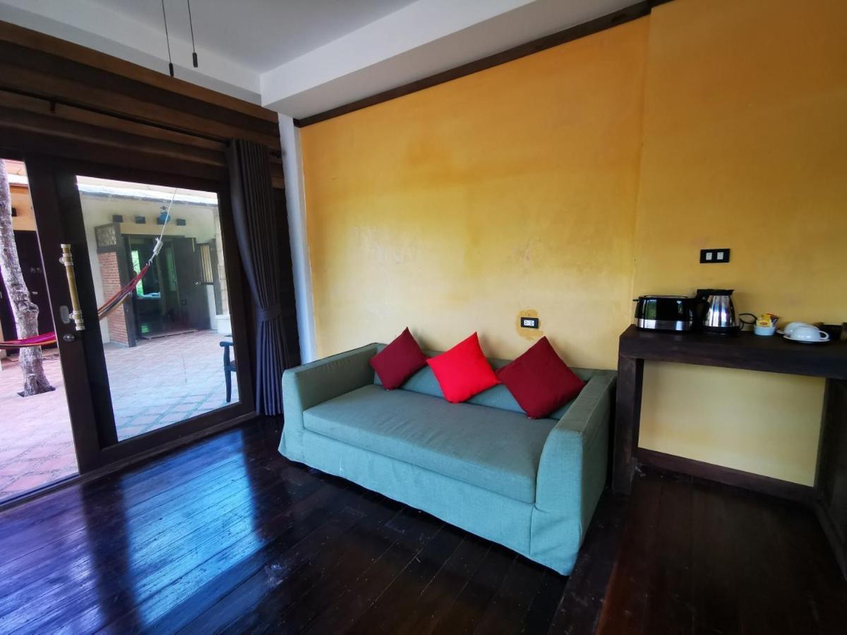 Готель Relax House Lanta Old Town Ко-Ланта Екстер'єр фото